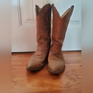 Justin Cowboy boots